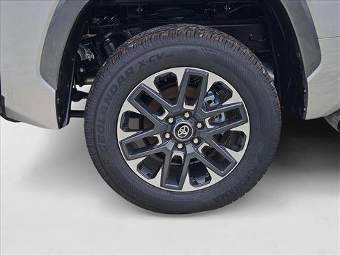 New 2025 Toyota Tundra Limited image 9