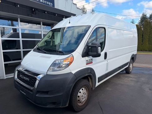 Used 2020 RAM ProMaster 2500 w/ Interior Convenience Group image 4
