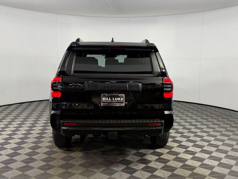 Used 2025 Toyota 4Runner SR5 image 7