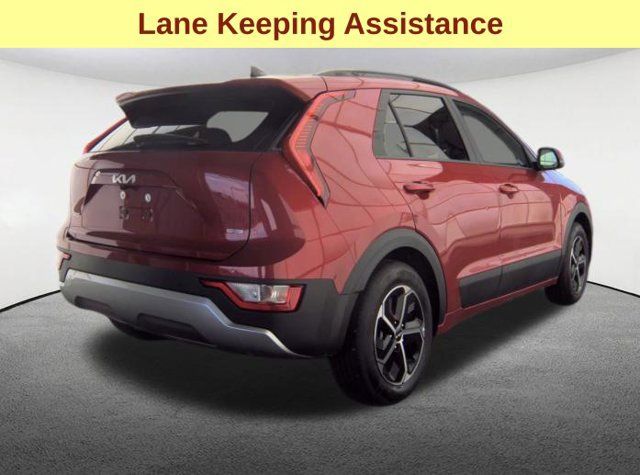 Used 2025 Kia Niro EX FWD image 7