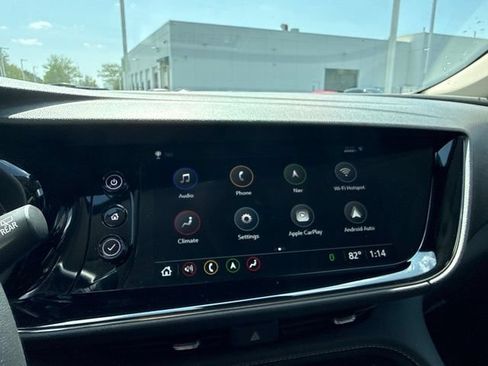 Used 2023 Buick Envision Avenir AWD/4WD image 17