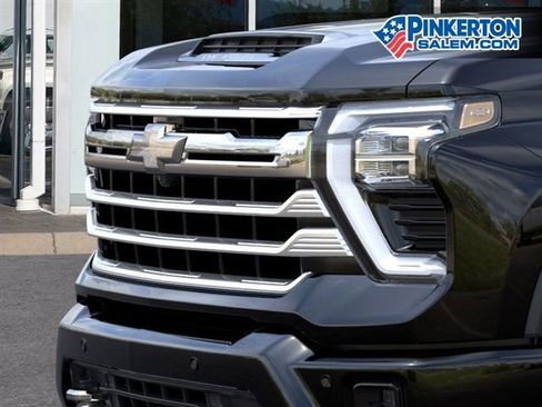 New 2026 Chevrolet Silverado 3500 High Country w/ Technology Package image 13