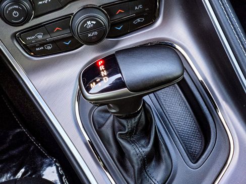 Used 2022 Dodge Challenger SRT Hellcat Redeye image 38