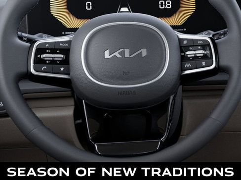 New 2026 Kia Carnival EX image 22