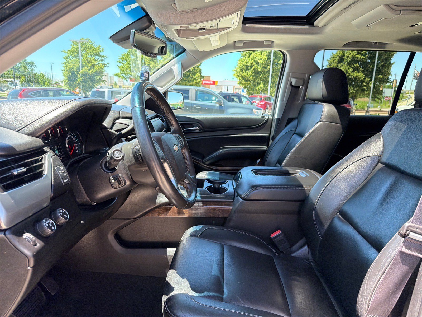 Used 2016 Chevrolet Suburban LT AWD/4WD image 14
