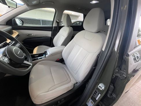 Used 2025 Hyundai Tucson SEL FWD image 38