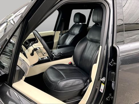 Used 2023 Land Rover Range Rover SE AWD/4WD image 8