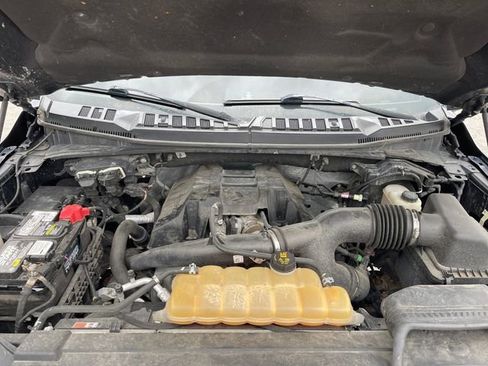 Used 2016 Ford F150 XLT AWD/4WD image 25