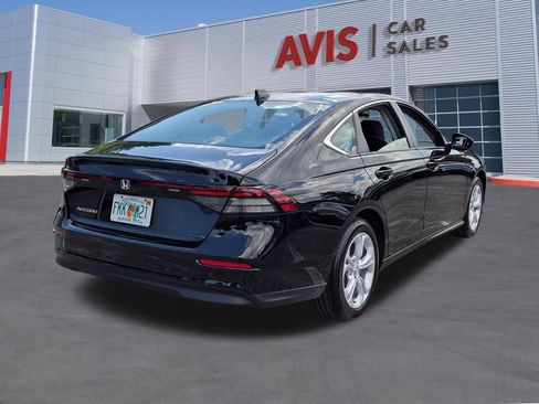 Used 2025 Honda Accord LX image 6