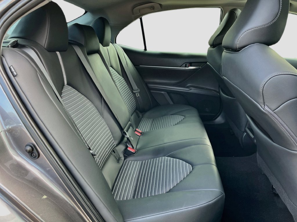 Used 2024 Toyota Camry SE FWD image 30