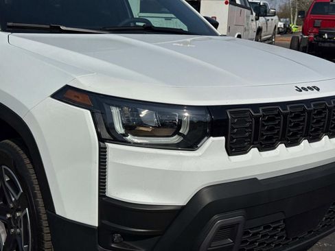 New 2026 Jeep Cherokee Laredo AWD/4WD image 10