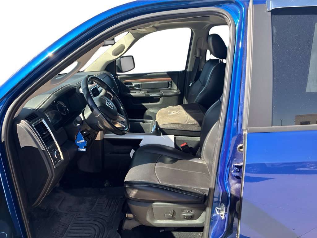 Used 2018 RAM 1500 Laramie w/ Convenience Group AWD/4WD image 9