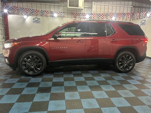 Used 2020 Chevrolet Traverse RS w/ LPO, Floor Liner Package image 2
