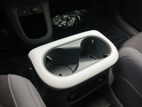 Used 2024 Hyundai Ioniq 5 SE image 22