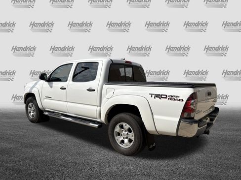 Used 2015 Toyota Tacoma 4x4 Double Cab w/ SR5 Package image 8