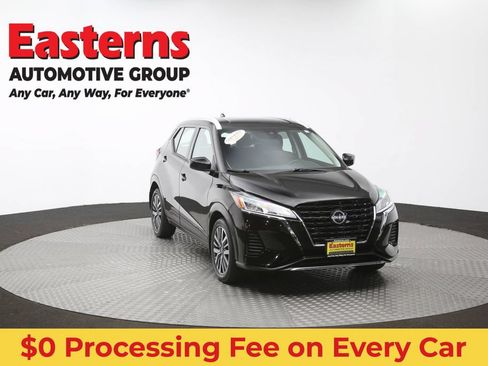 Used 2023 Nissan Kicks SV FWD image 49