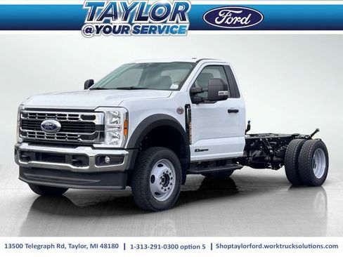 New 2025 Ford F550 4x4 Regular Cab Super Duty image 1