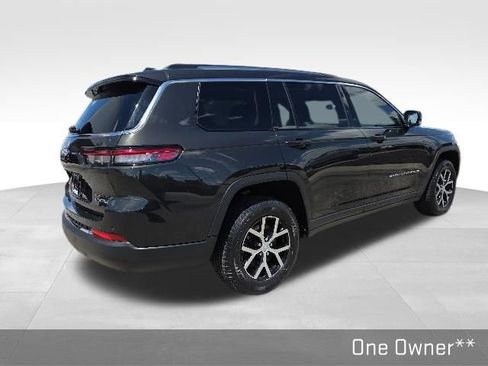 Used 2023 Jeep Grand Cherokee L Limited AWD/4WD image 22