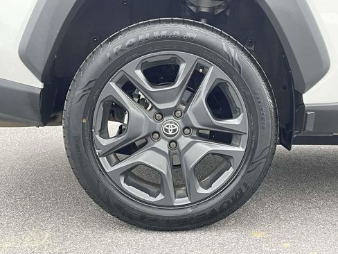 Used 2024 Toyota RAV4 Adventure image 31