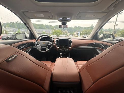 Used 2021 Chevrolet Traverse High Country w/ LPO, Floor Liner Package AWD/4WD image 59