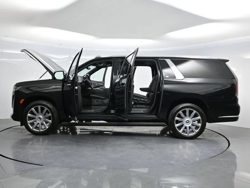 Used 2024 Cadillac Escalade ESV Premium Luxury Platinum AWD/4WD image 56