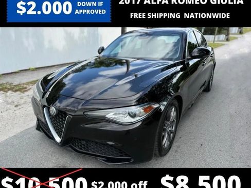 Used 2017 Alfa Romeo Giulia RWD image 1
