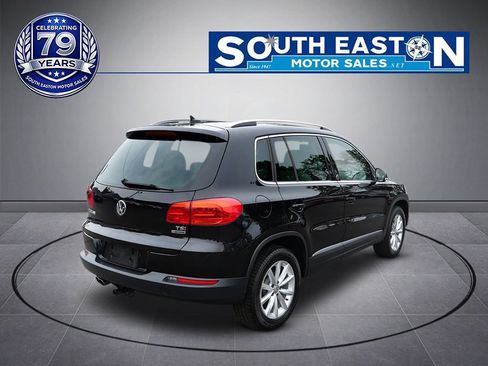 Used 2017 Volkswagen Tiguan Wolfsburg Edition AWD/4WD image 6