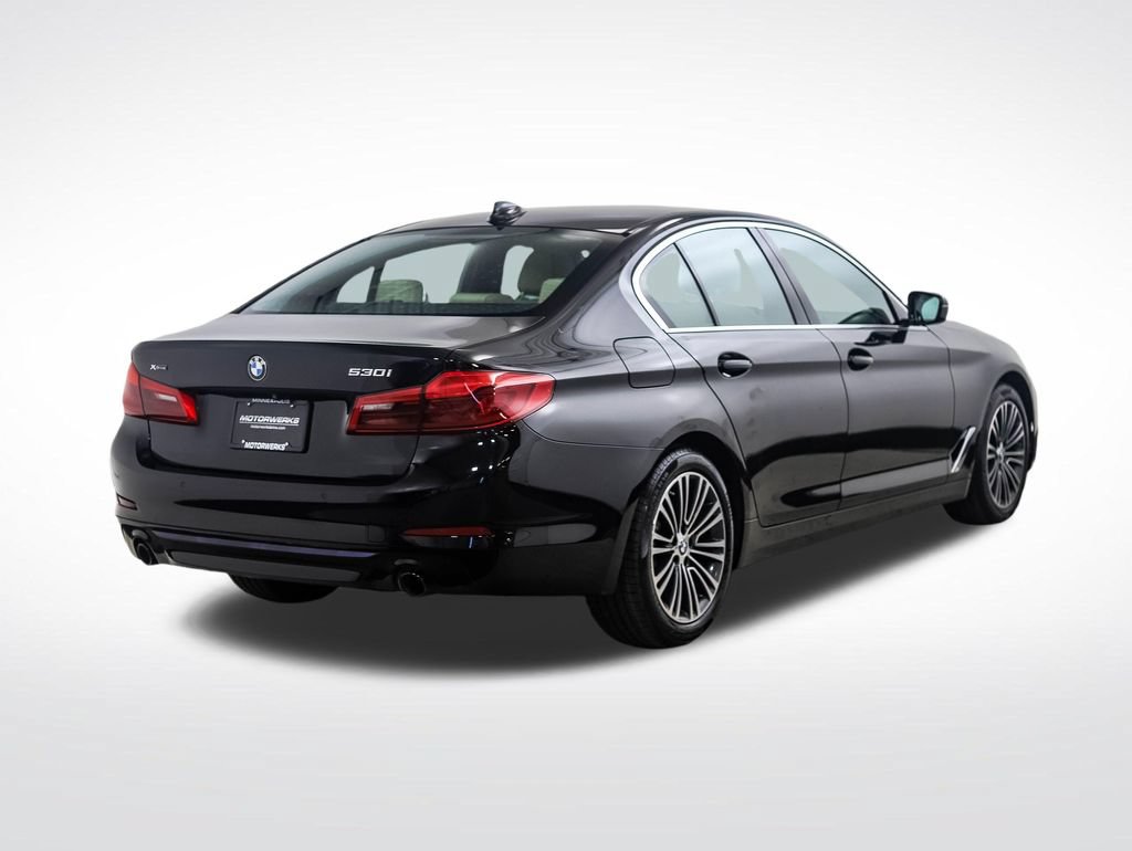 Used 2019 BMW 530i xDrive w/ Convenience Package AWD/4WD image 5
