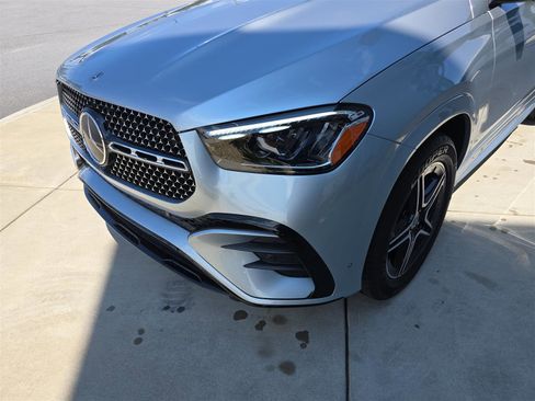 Used 2025 Mercedes-Benz GLE 350 4MATIC image 11