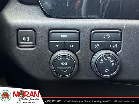 Used 2025 Chevrolet Silverado 1500 LT image 26