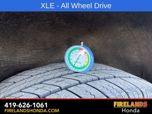 Used 2017 Toyota RAV4 XLE image 23