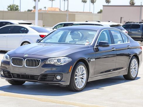 Used 2015 BMW 528i Sedan RWD image 3