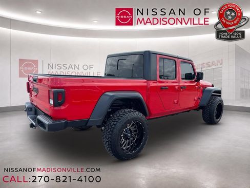 Used 2020 Jeep Gladiator Sport w/ Quick Order Package 24S AWD/4WD image 2