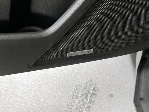 Used 2022 Subaru Outback Limited image 19