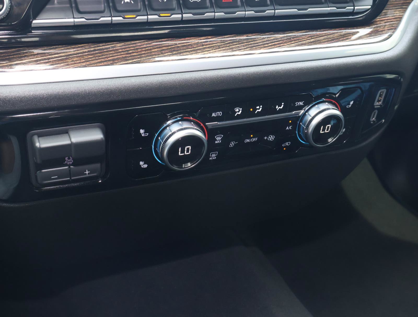 Used 2026 GMC Sierra 1500 Elevation RWD image 23