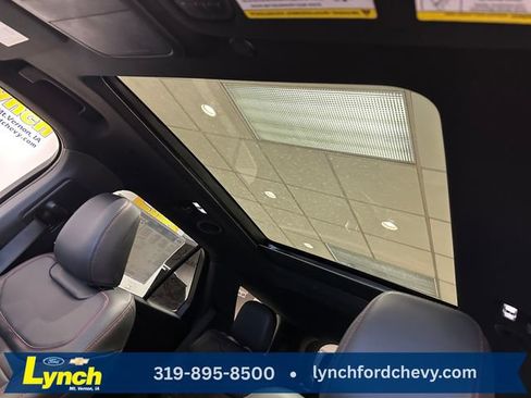 New 2026 Ford Explorer ST-Line w/ ST-Line Street Pack image 4