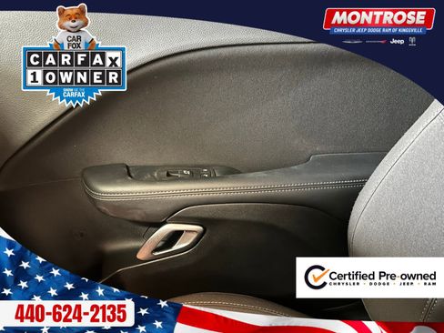 Used 2023 Dodge Challenger SXT w/ Blacktop Package image 15