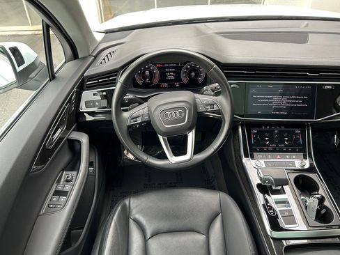 Used 2023 Audi Q7 3.0T Premium Plus w/ Premium Plus Package image 3