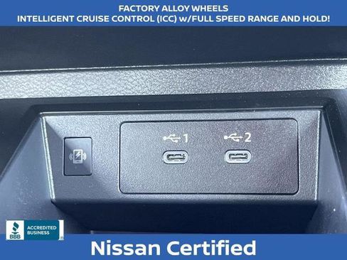 Certified 2025 Nissan Kicks SR image 6