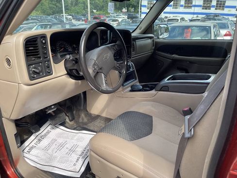 Used 2003 Chevrolet Avalanche 4x4 w/ Suspension Package, Off-Road image 11