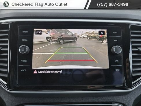 Used 2021 Volkswagen Atlas Cross Sport SEL Premium image 35