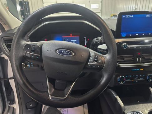 Used 2025 Ford Escape Active image 17