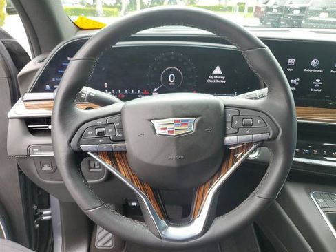 Used 2021 Cadillac Escalade Premium Luxury RWD image 45