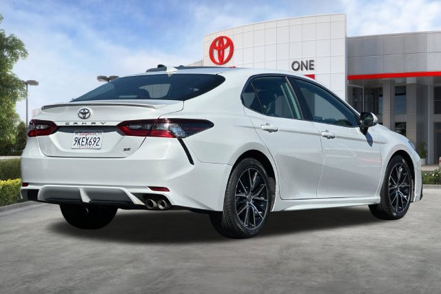Certified 2024 Toyota Camry SE FWD image 5