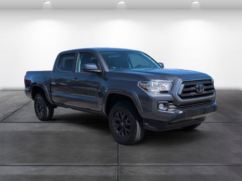 Used 2021 Toyota Tacoma SR5 image 2