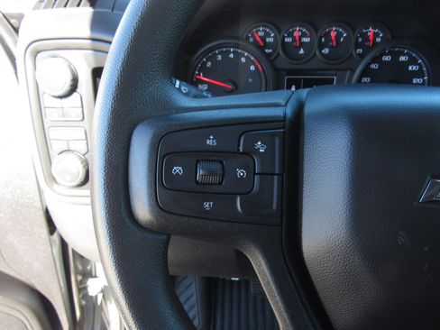 Used 2024 Chevrolet Silverado 1500 Custom Trail Boss w/ LPO, Dark Essentials Package image 23