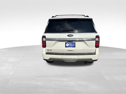 Used 2021 Ford Expedition Limited AWD/4WD image 3