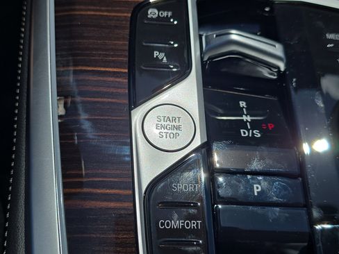 New 2026 BMW X7 xDrive40i image 31