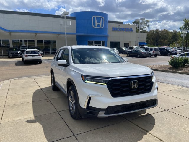 Used 2023 Honda Pilot EX-L image 2