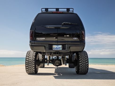 Used 2005 Ford Excursion Eddie Bauer AWD/4WD image 8